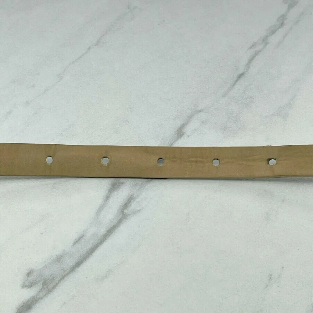 Ann Taylor LOFT Skinny Faux Suede Belt Silver Buckle Medium (M) ✨